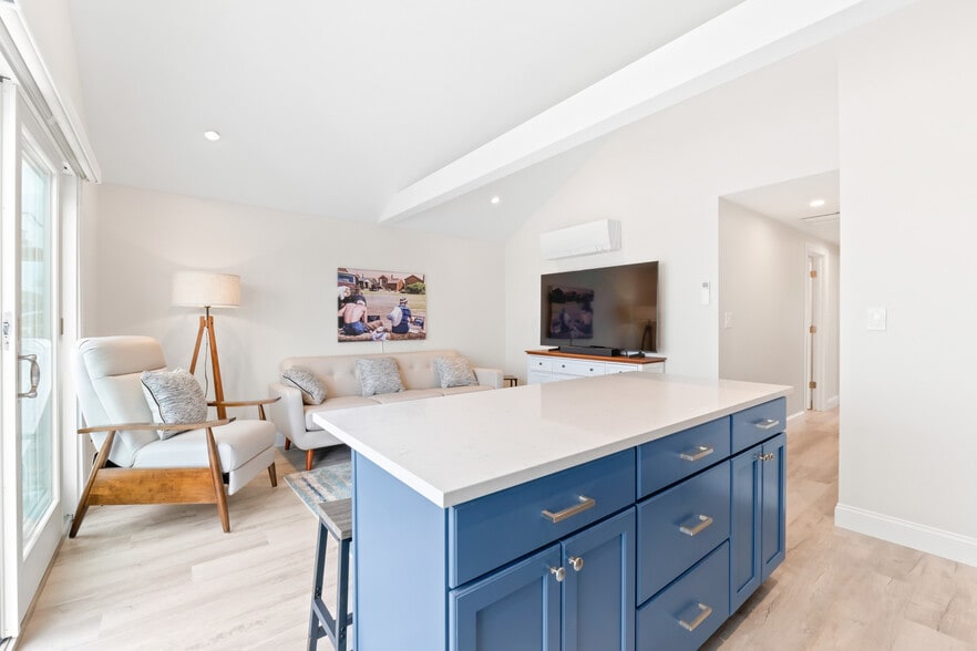 More Photos Of , Ogunquit Unknown For Sale