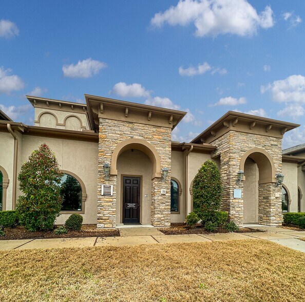 More Photos Of 282 Ed English Dr, Shenandoah Medical For Lease