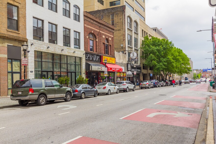 More Photos Of 404 E Baltimore St, Baltimore Storefront Retail Office For Lease