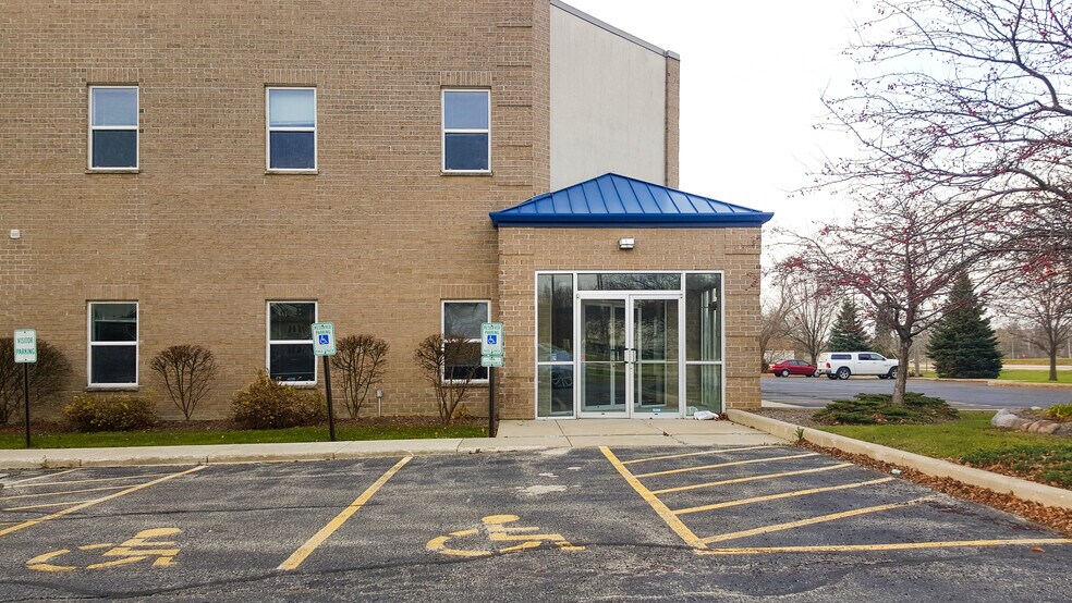 More Photos Of 11311 W Forest Home Ave, Franklin Distribution For Lease