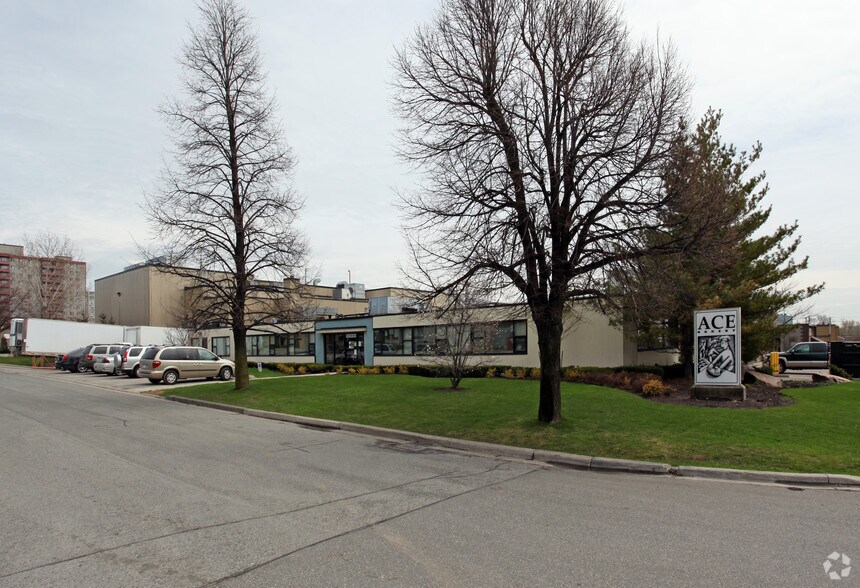 More Photos Of 1 Hafis Rd, Toronto Manufacturing For Sale