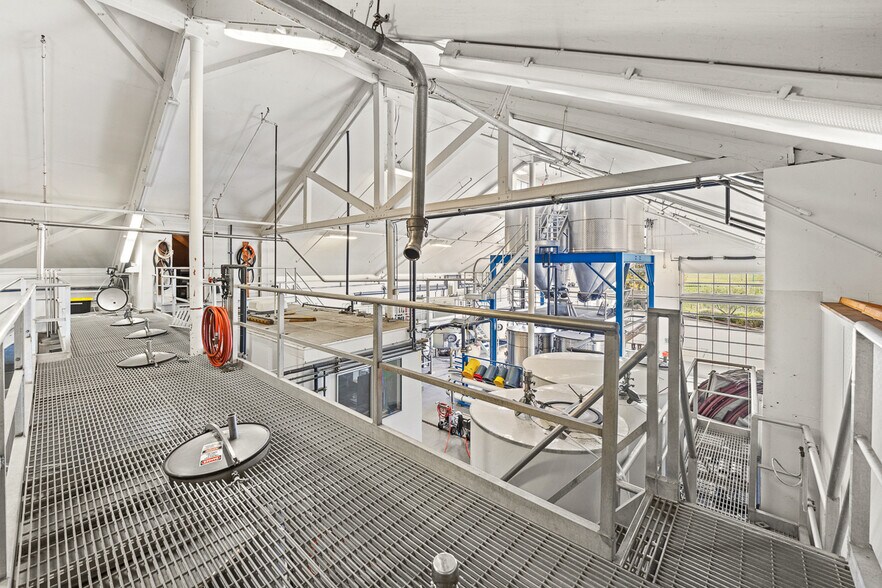 More Photos Of 2750 Las Amigas Rd, Napa Winery Vineyard For Sale