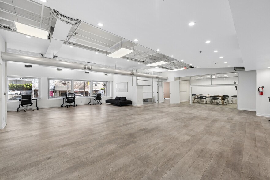 More Photos Of 7966 Beverly Blvd, Los Angeles Loft Creative Space For Lease