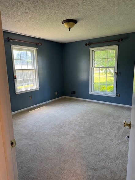 More Photos Of 2113 Wessinger Rd, Chapin Office For Lease
