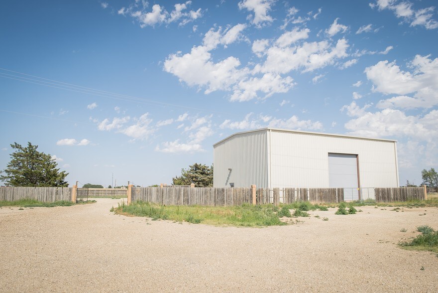 More Photos Of 9097 FM 2255, Lubbock Warehouse For Lease