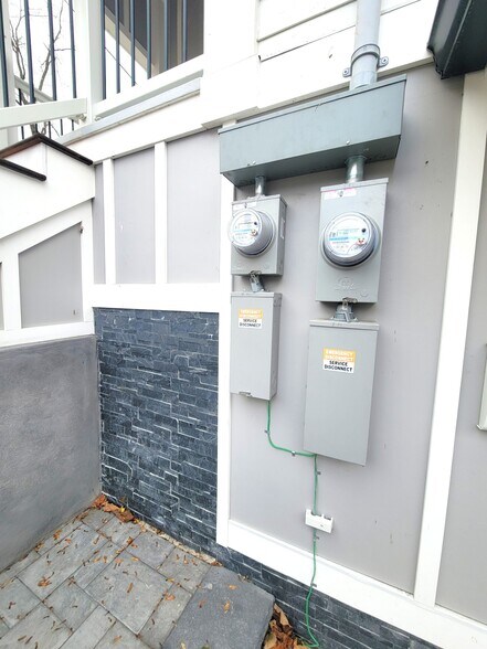 More Photos Of 20 Newton Ave, Sussex Office Residential For Sale