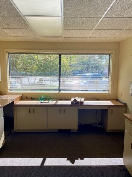 More Photos Of 1655 N Gladstone Ave, Columbus Medical For Sale