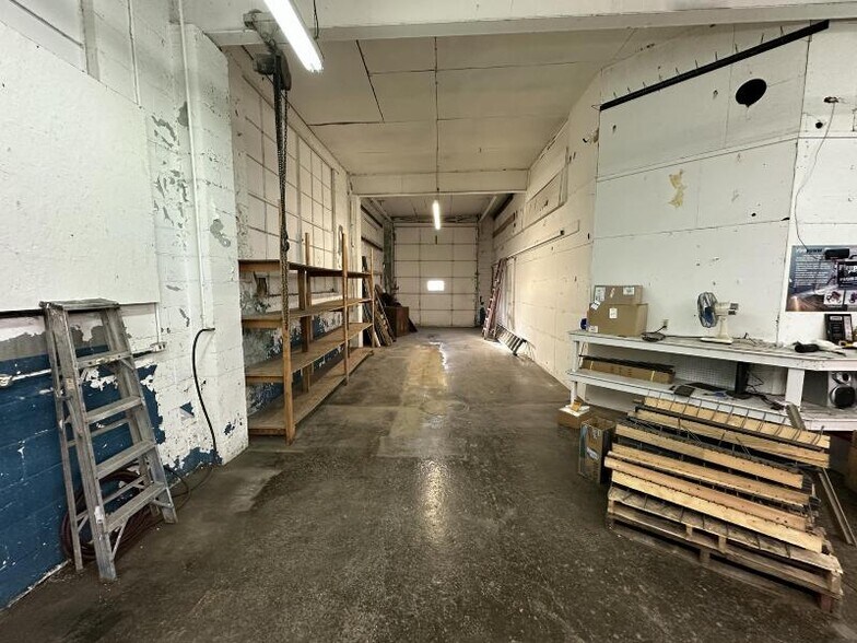 More Photos Of 101 Spring Arbor Rd, Concord Auto Repair For Sale