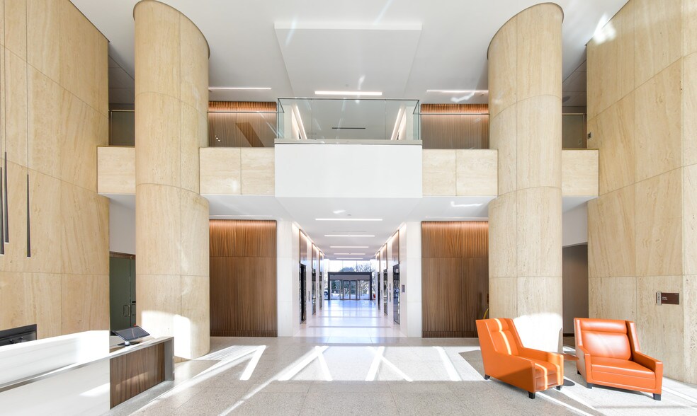 Primary Photo Of 100 Galleria Pky SE, Atlanta Office For Lease