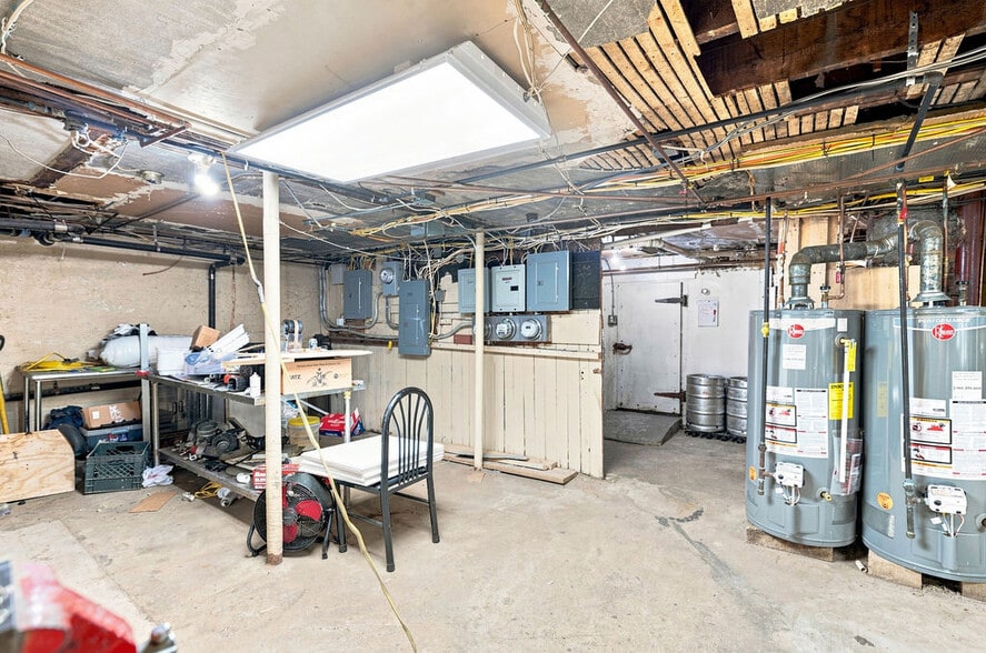 More Photos Of 491 Brayton Ave, Fall River Apartments For Sale
