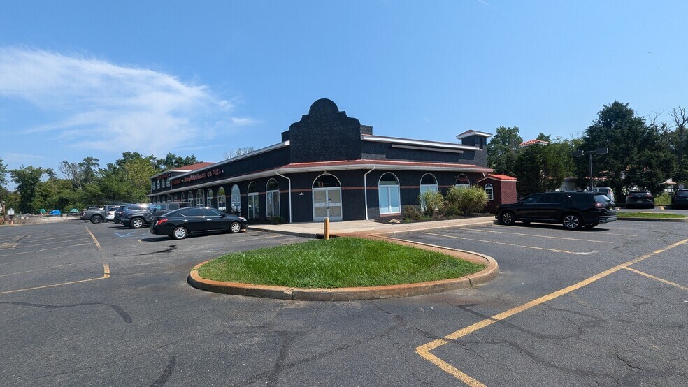 More Photos Of 969-999 Us Highway 9 N, Howell Unknown For Lease