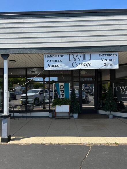 More Photos Of 103-111 Park St, Walworth Unknown For Lease