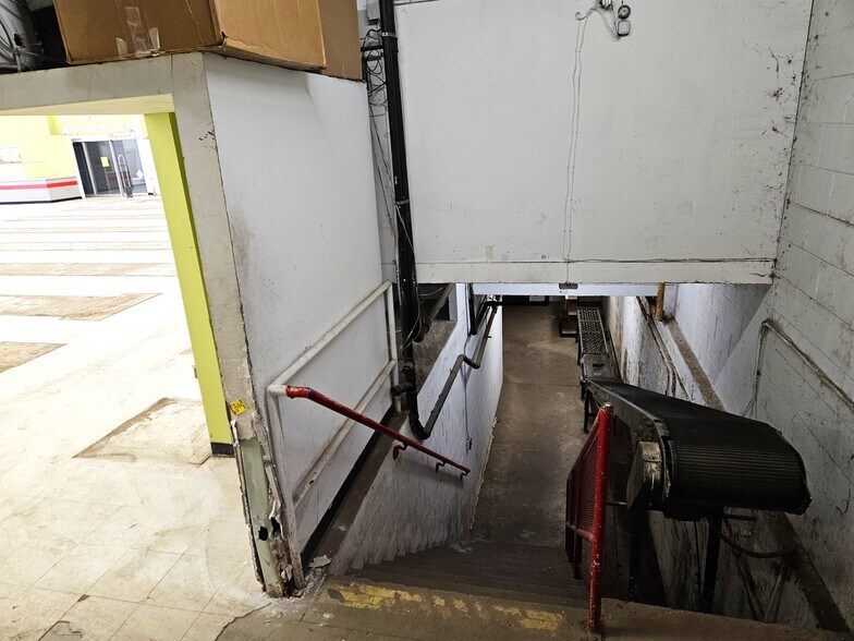 More Photos Of 1804-1816 Nicollet Ave, Minneapolis Unknown For Lease