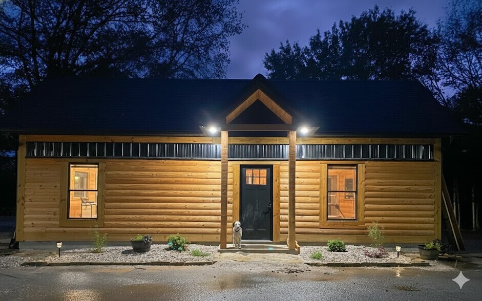 More Photos Of 1136 Arlie Moore Rd, Bismarck Hotel For Sale