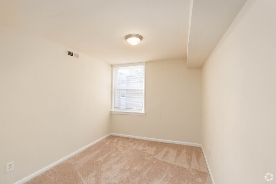 More Photos Of 6004-6028 Amberwood Rd, Baltimore Apartments For Sale
