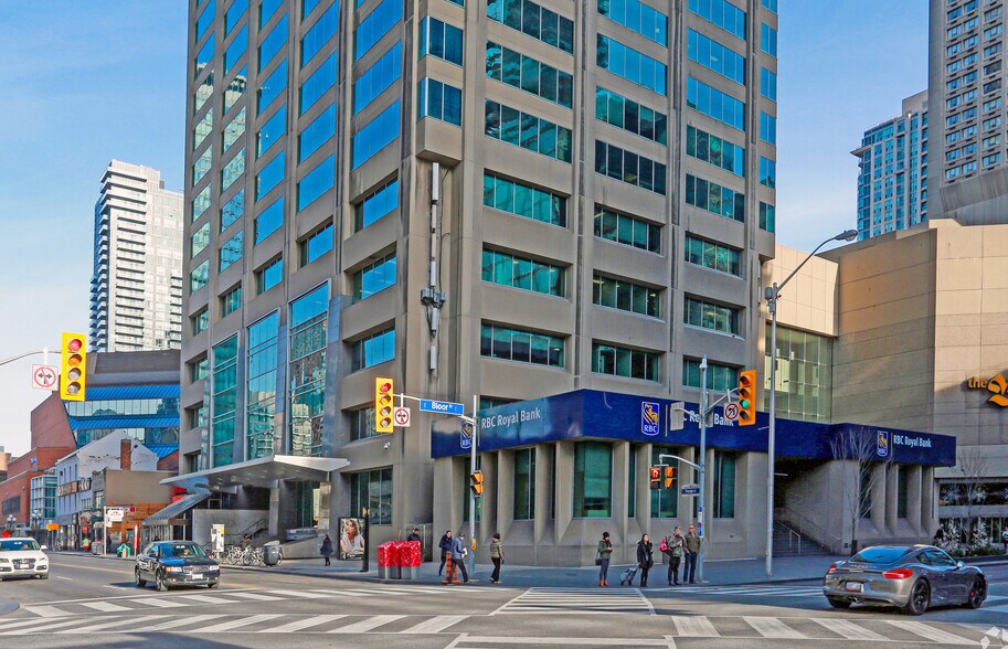 More Photos Of 2 Bloor St E, Toronto Coworking Space