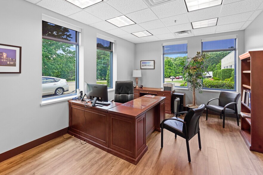 More Photos Of 16 Albert St, Auburn Flex For Sale