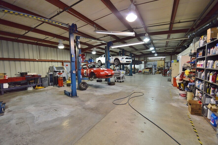 More Photos Of 18120 Bollinger Canyon Rd, San Ramon Manufacturing For Lease