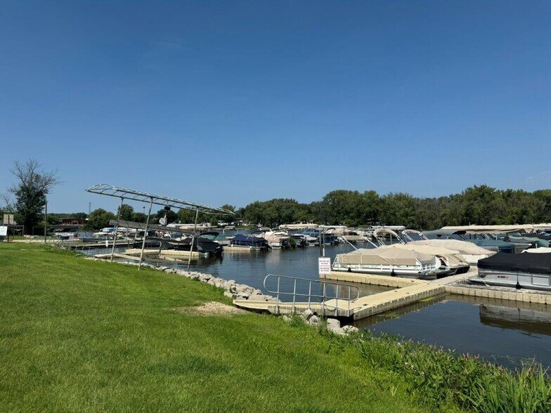 More Photos Of 807 E Harbor Rd, Milton Marina For Sale