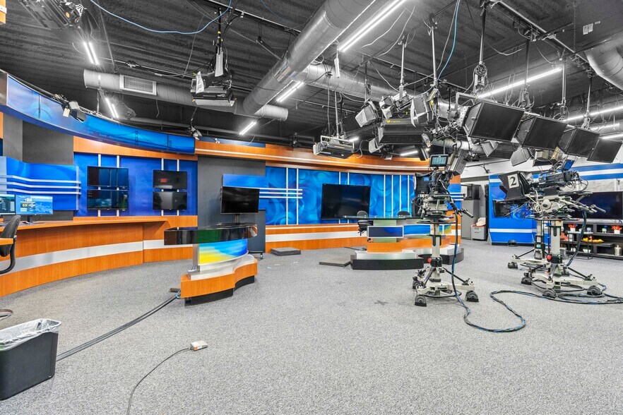 More Photos Of 1 Broadcast Way, Cadillac Medical For Sale