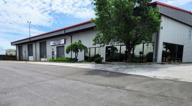 More Photos Of 5530 Bircher Blvd, Saint Louis Service For Lease