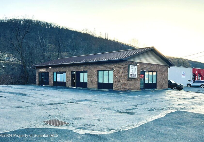 More Photos Of 322 Northern Blvd, South Abington Freestanding For Sale