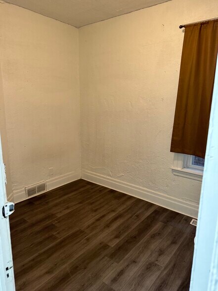 More Photos Of 661 W Forest Ave, Detroit Apartments For Sale
