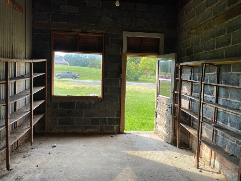 More Photos Of 12347 James Madison Hwy, Orange Flex For Sale