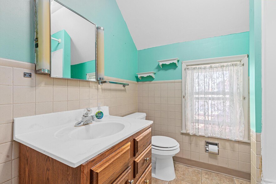 More Photos Of 227 S Arch Ave, New Richmond Office For Sale