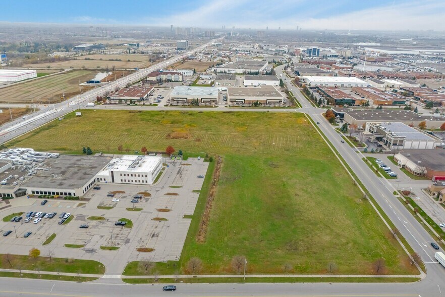 More Photos Of 70 Superior Blvd, Mississauga Land For Sale