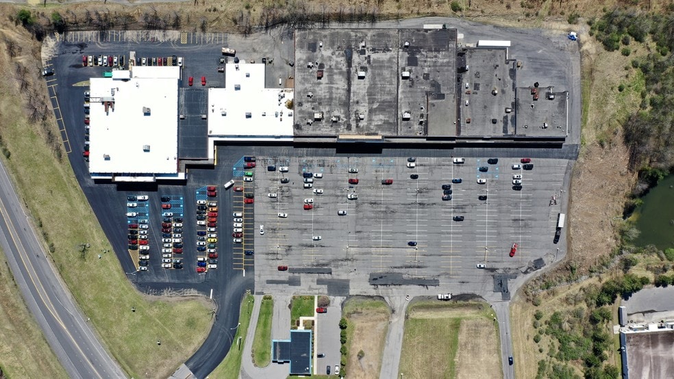 More Photos Of 10701 New Georges Creek Rd SW, Frostburg Unknown For Lease