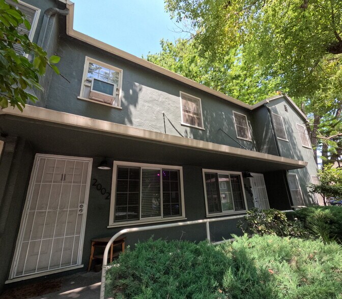 More Photos Of 2000 6th St, Sacramento Apartments For Sale