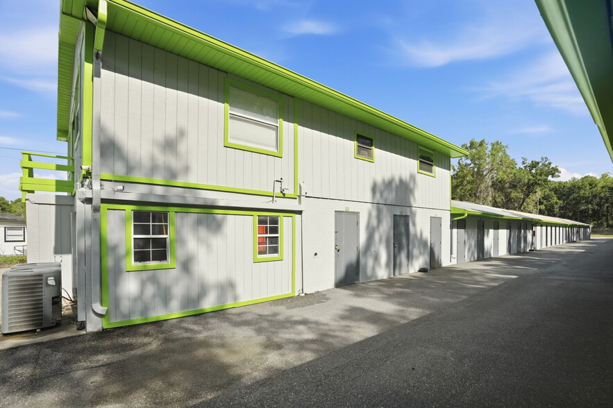 More Photos Of 16331 Cortez Blvd, Brooksville Self Storage For Sale