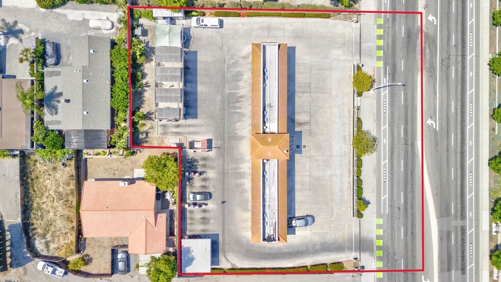 More Photos Of 1352 N Santa Fe Ave, Vista Carwash For Sale