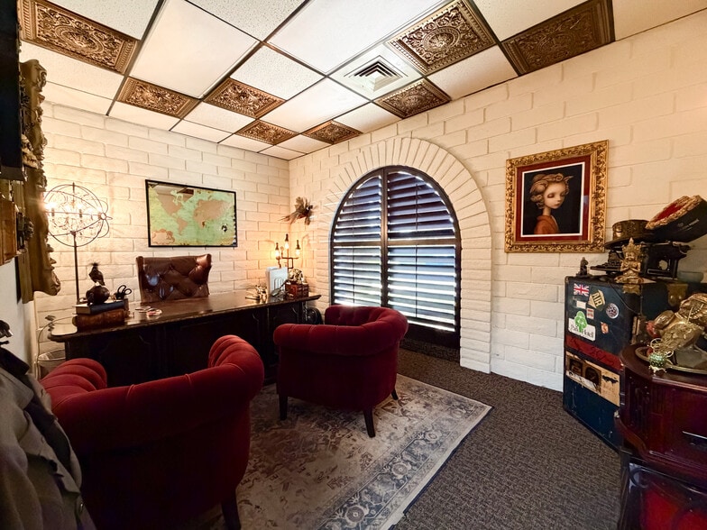 More Photos Of 601 S Rancho Dr, Las Vegas Medical For Sale