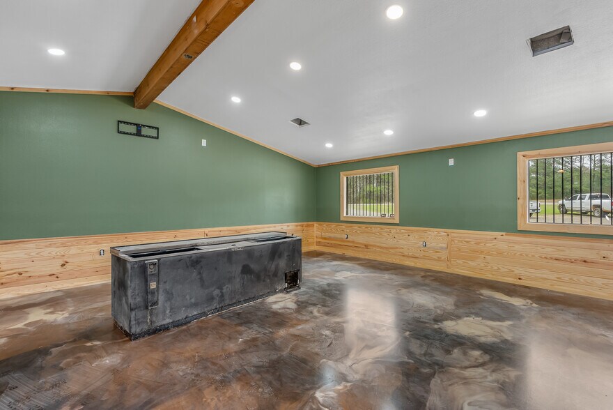 More Photos Of 14613 Hwy 2, Shongaloo Truck Stop For Sale