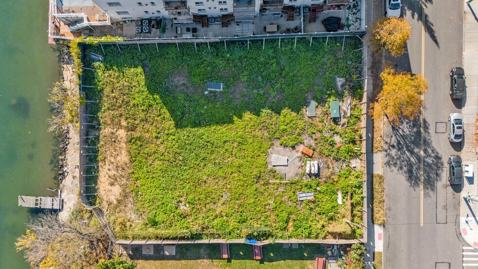 More Photos Of 2670 Schurz Avenue, Bronx Land For Sale