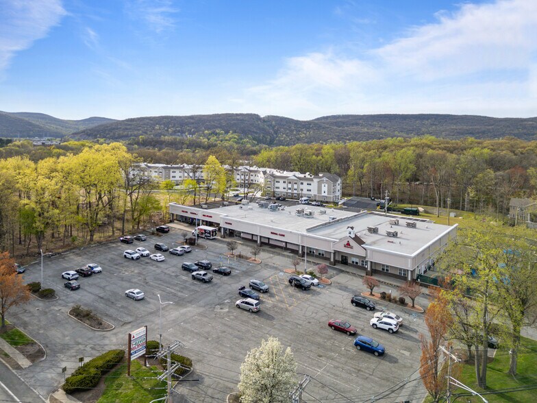 More Photos Of 20 Rt-59, Suffern Freestanding For Lease