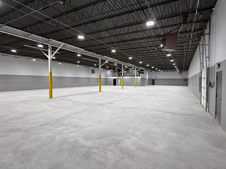 More Photos Of 4724 Allmond Ave, Louisville Warehouse For Lease