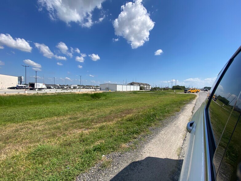 More Photos Of 2023 H O Mills hwy, Port Arthur Warehouse For Lease