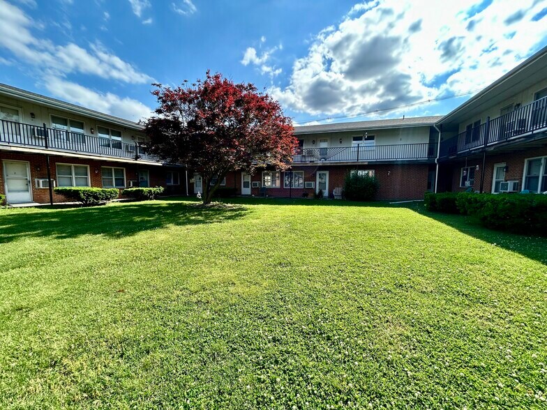 More Photos Of 207 S Main St, Louisiana Apartments For Sale