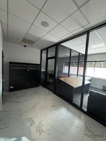 More Photos Of 151 Industrial Loop, Staten Island Storefront Retail Office For Sale