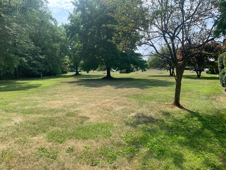 More Photos Of 133 Route 130, Bordentown Freestanding For Sale