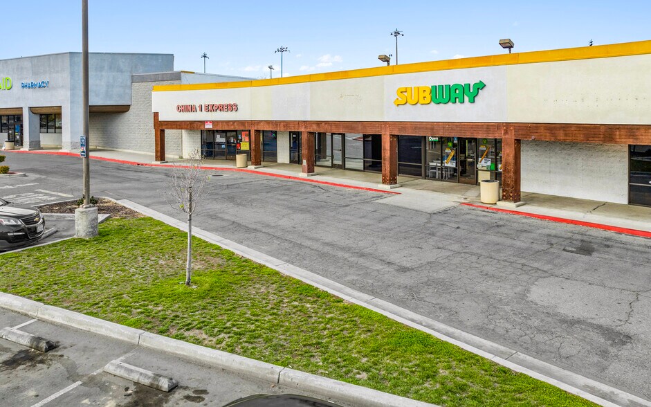More Photos Of 1048-1072 Kern St, Taft Storefront Retail Office For Sale