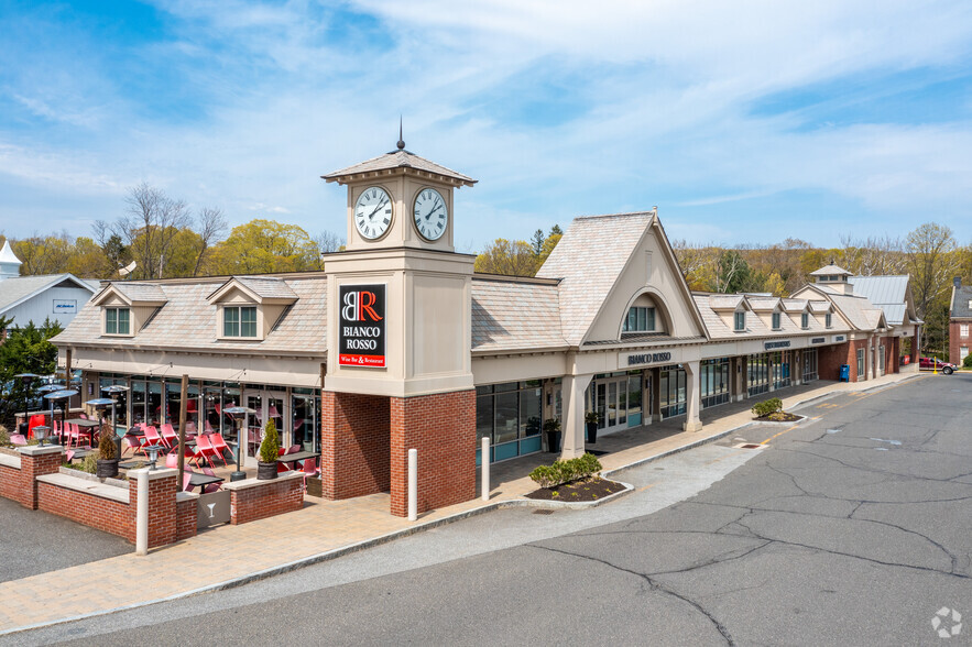 Primary Photo Of 942 White Plains Rd, Trumbull General Retail For Lease