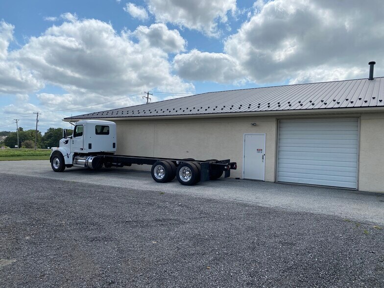 More Photos Of 1175 Gap Newport Pike, Cochranville Office For Lease