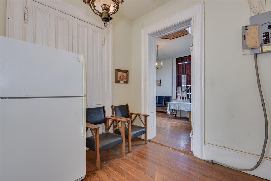 More Photos Of 205 E Liberty St, Washington Religious Facility For Sale