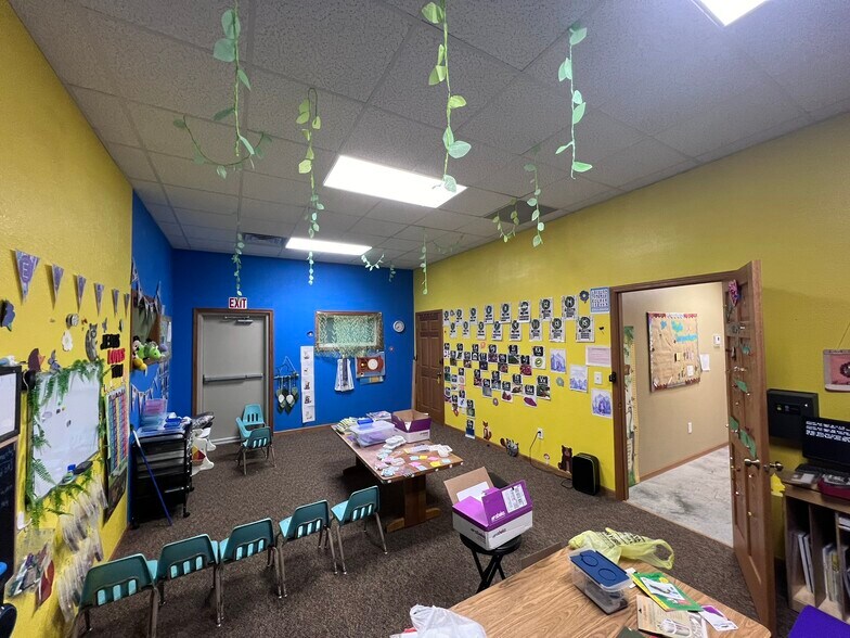 More Photos Of 9393 Old Highway 54, New Bloomfield Daycare Center For Sale