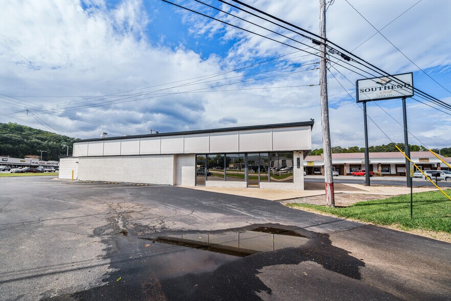 More Photos Of 1106 Gault Ave S, Fort Payne Fast Food For Lease