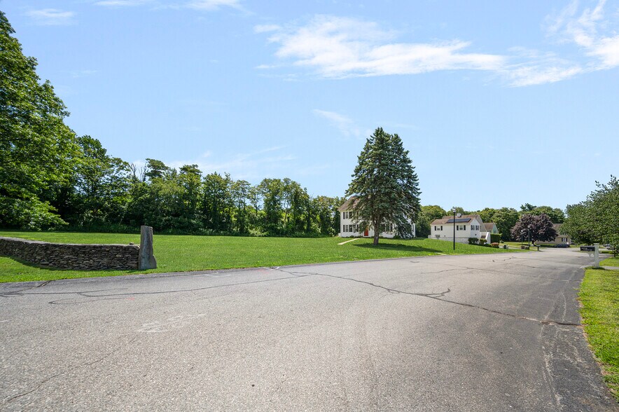 More Photos Of 46 Statue Way, Portsmouth Apartments For Sale